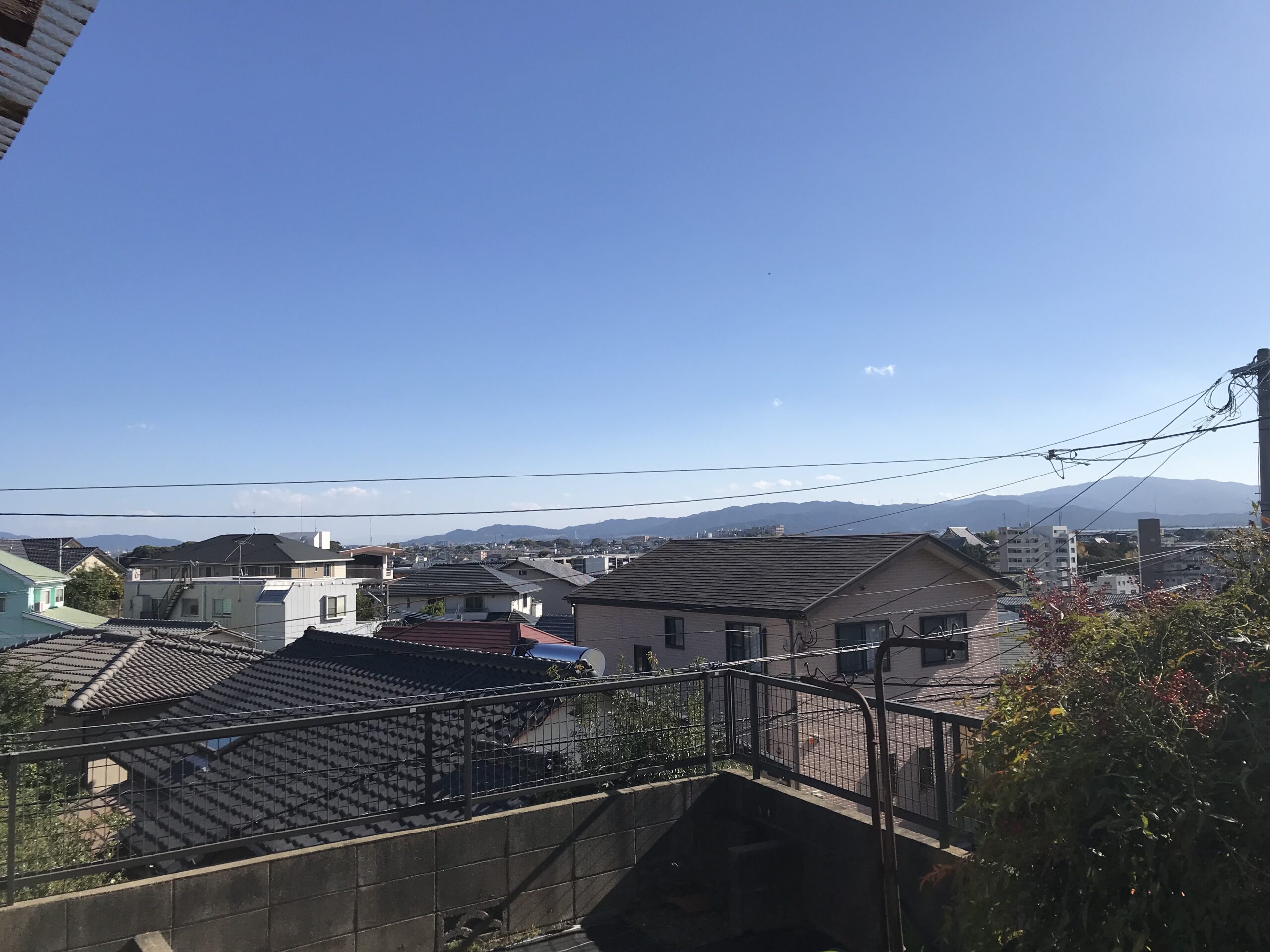 南区の景色を一望できる高台に佇む一軒家