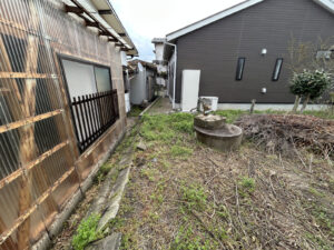 歴史の街並みのそばで